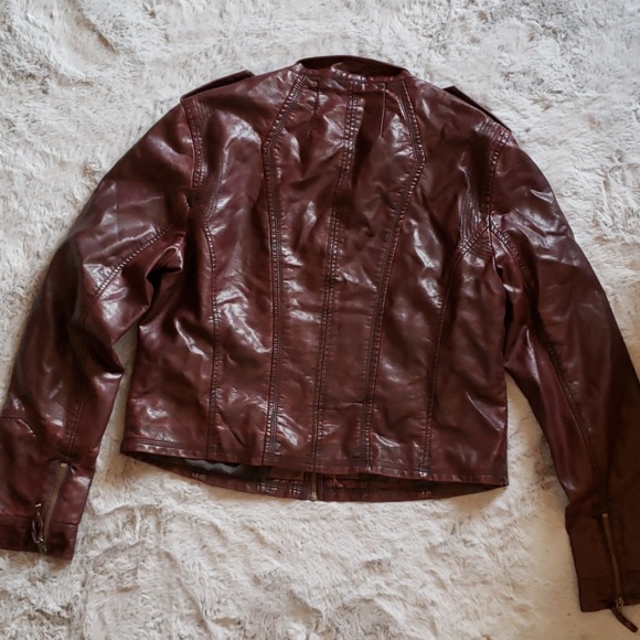 Jacket - Picture 3 of 4